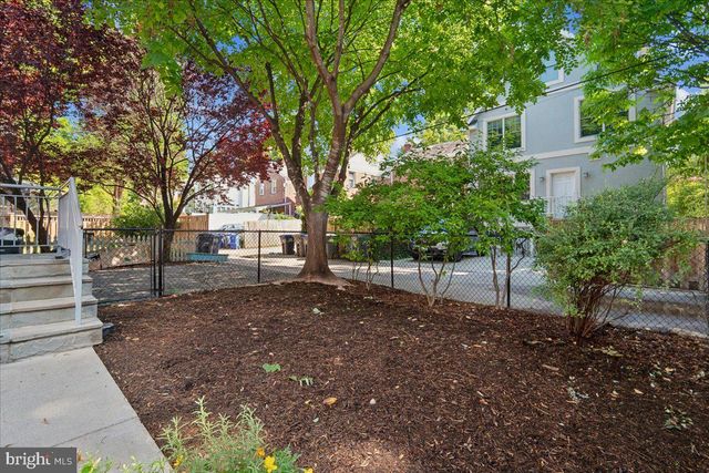 5321 43RD ST NW, Washington, DC 20015