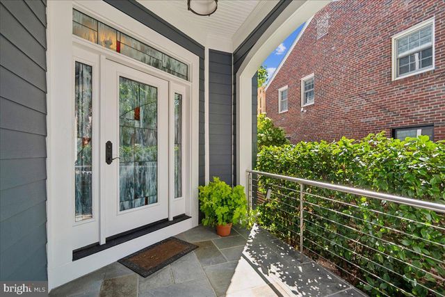 5321 43RD ST NW, Washington, DC 20015