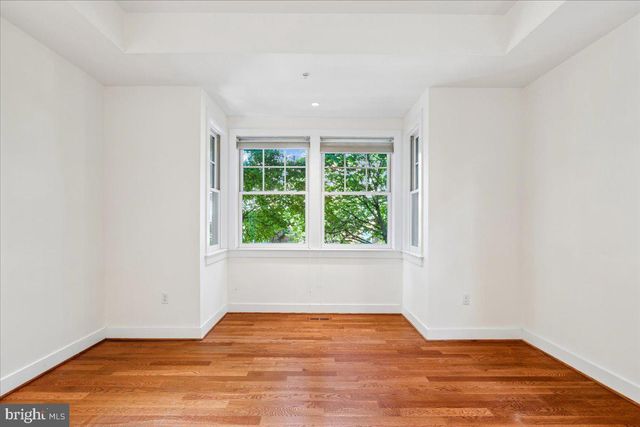 5321 43RD ST NW, Washington, DC 20015