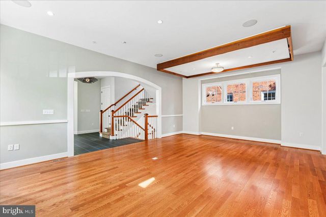 5321 43RD ST NW, Washington, DC 20015