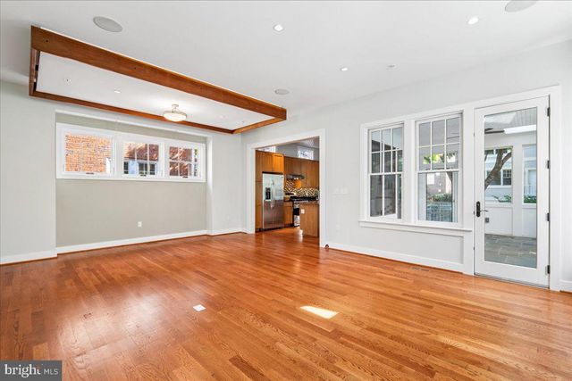 5321 43RD ST NW, Washington, DC 20015