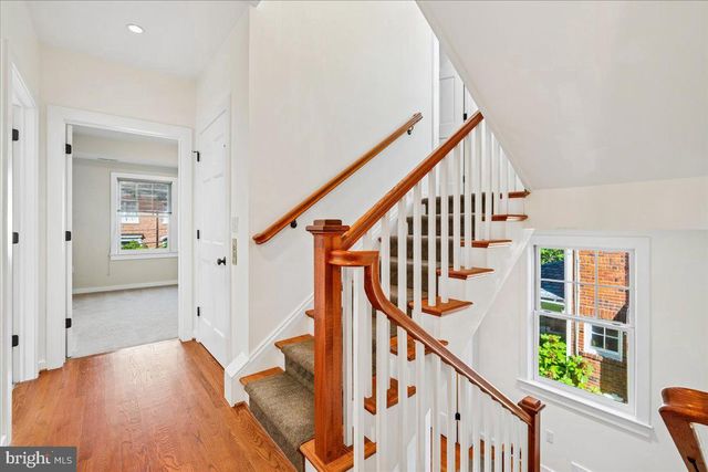 5321 43RD ST NW, Washington, DC 20015