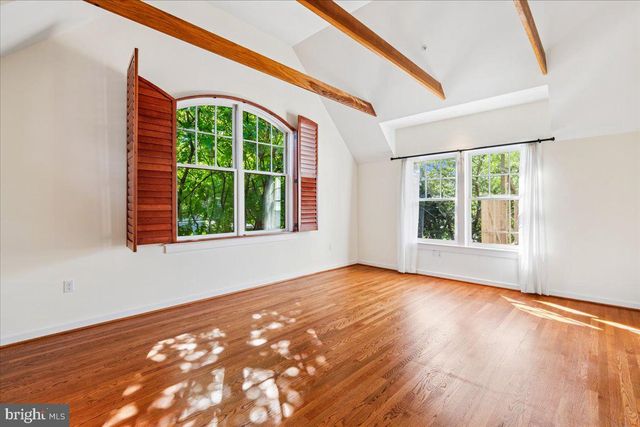 5321 43RD ST NW, Washington, DC 20015