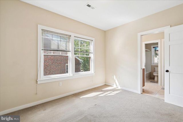 5321 43RD ST NW, Washington, DC 20015