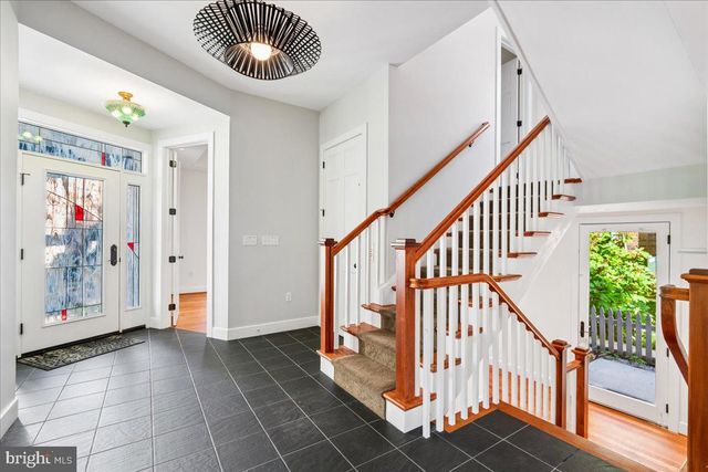 5321 43RD ST NW, Washington, DC 20015