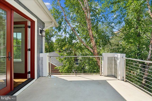 5321 43RD ST NW, Washington, DC 20015