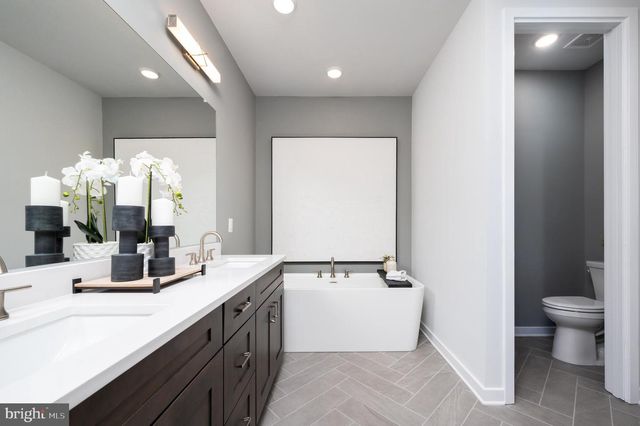 1610 FELLOWSHIP SQ, Reston, VA 20190