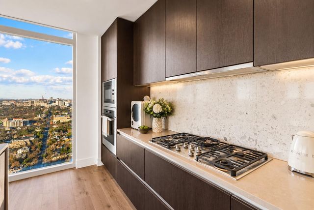 501 West Ave 3404, Austin, TX 78701