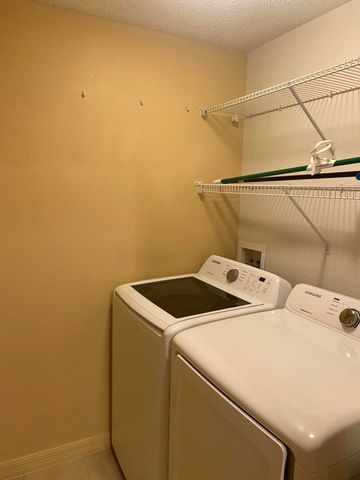 2730 Anzio Court 204, Palm Beach Gardens, FL 33410