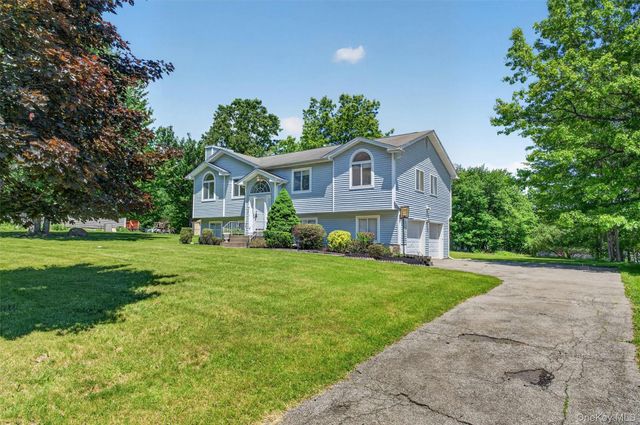 4 Sequoia Trail, Highland Mills, NY 10930