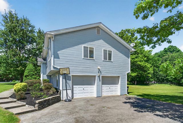 4 Sequoia Trail, Highland Mills, NY 10930