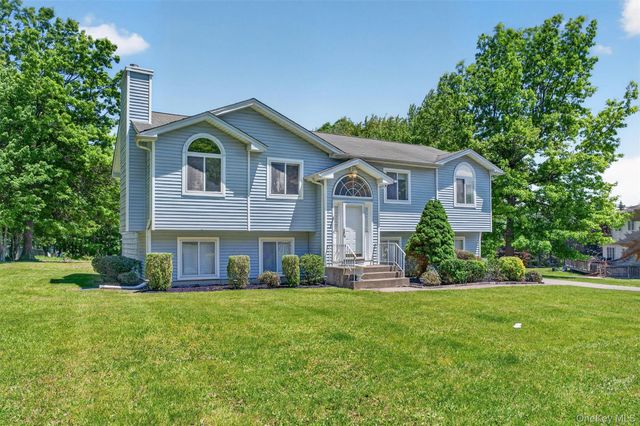 4 Sequoia Trail, Highland Mills, NY 10930