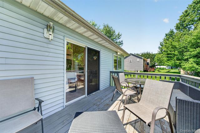 4 Sequoia Trail, Highland Mills, NY 10930