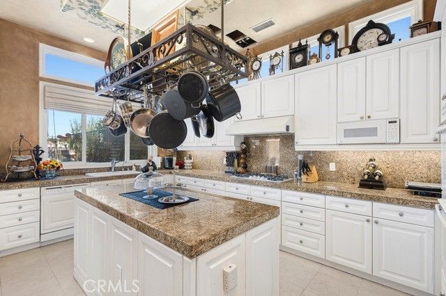 33 Monterey Pine, Newport Coast, CA 92657