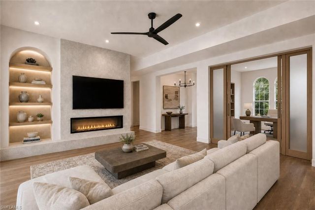 499 Terracina WAY, Naples, FL 34119