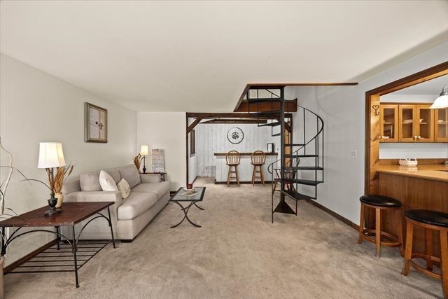 51 Temple Rd, Marshfield, MA 02050