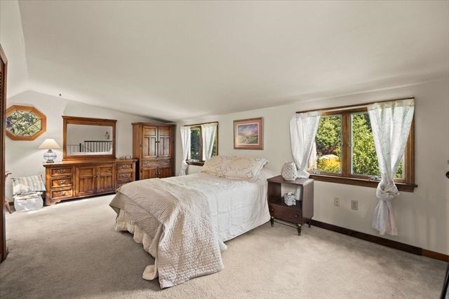 51 Temple Rd, Marshfield, MA 02050