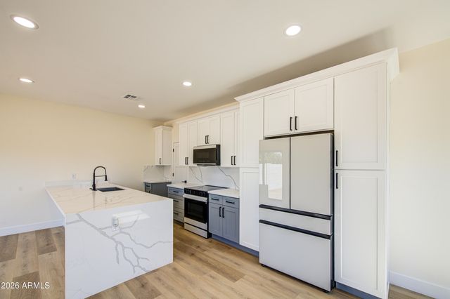 920 E Pasadena Avenue, Phoenix, AZ 85014