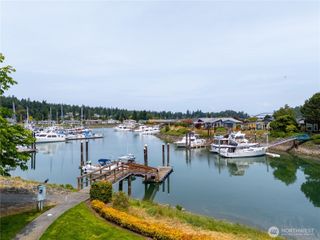 880 Shoshone Drive, La Conner, WA 98257