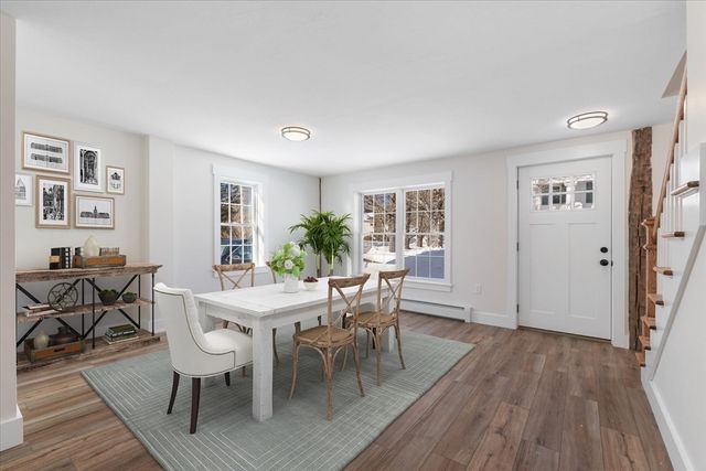 67 Maple St, Oakham, MA 01068