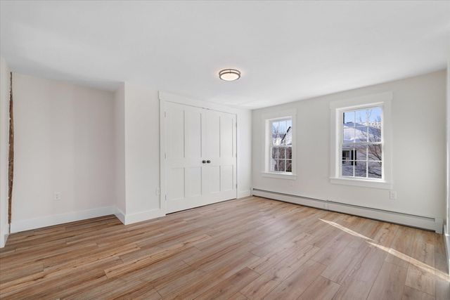 67 Maple St, Oakham, MA 01068