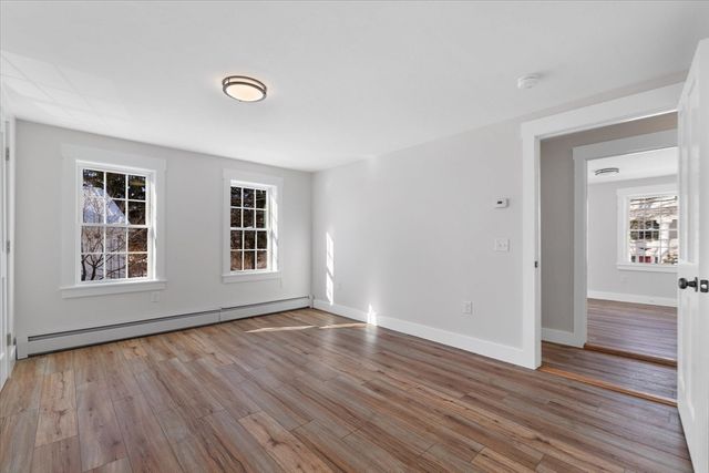 67 Maple St, Oakham, MA 01068