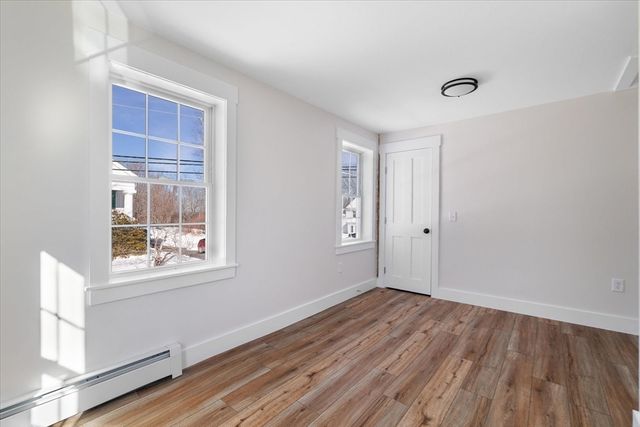 67 Maple St, Oakham, MA 01068