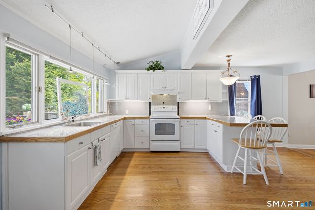 258 Perch Rock Trail, Winchester, CT 06098