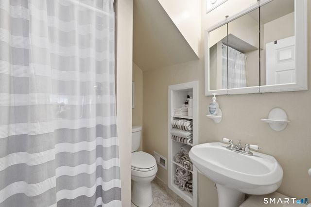 258 Perch Rock Trail, Winchester, CT 06098