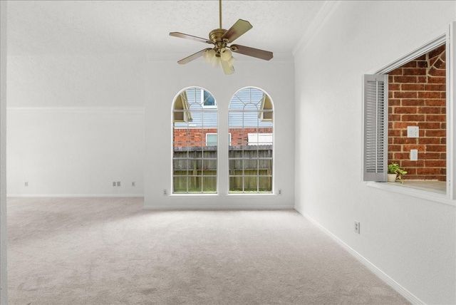 907 Noble Springs Road, Houston, TX 77062