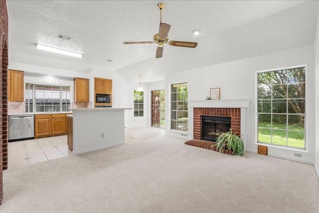 907 Noble Springs Road, Houston, TX 77062