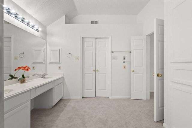 907 Noble Springs Road, Houston, TX 77062