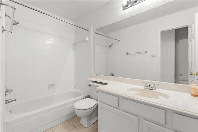 907 Noble Springs Road, Houston, TX 77062