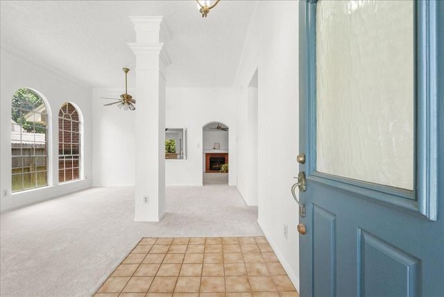 907 Noble Springs Road, Houston, TX 77062
