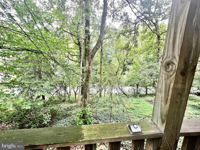 911 SLIGO CREEK PKWY, Takoma Park, MD 20912