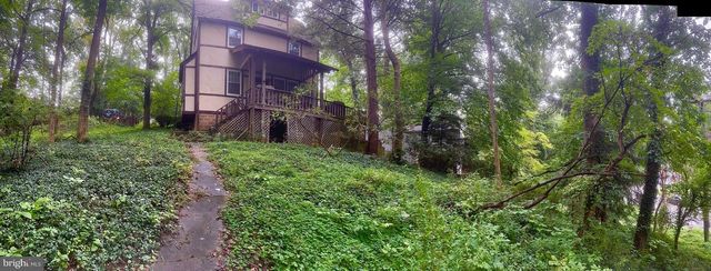 911 SLIGO CREEK PKWY, Takoma Park, MD 20912