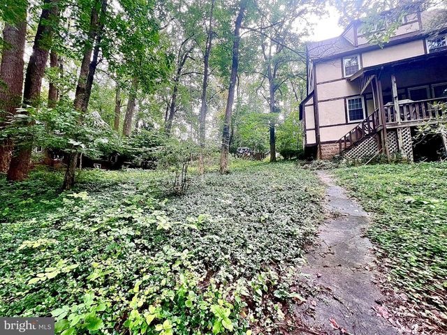 911 SLIGO CREEK PKWY, Takoma Park, MD 20912