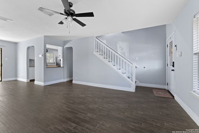 12811 Huntsman Lake Dr, San Antonio, TX 78249