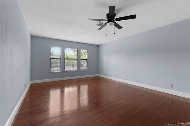 12811 Huntsman Lake Dr, San Antonio, TX 78249