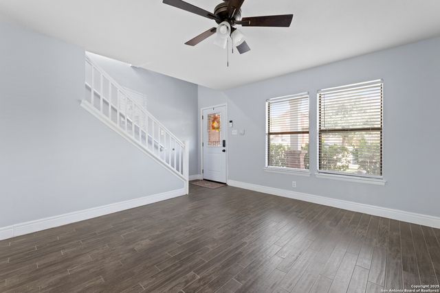 12811 Huntsman Lake Dr, San Antonio, TX 78249