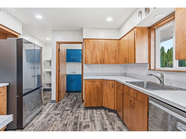 400 Nw 99TH St, Vancouver, WA 98665