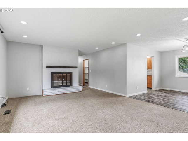 400 Nw 99TH St, Vancouver, WA 98665