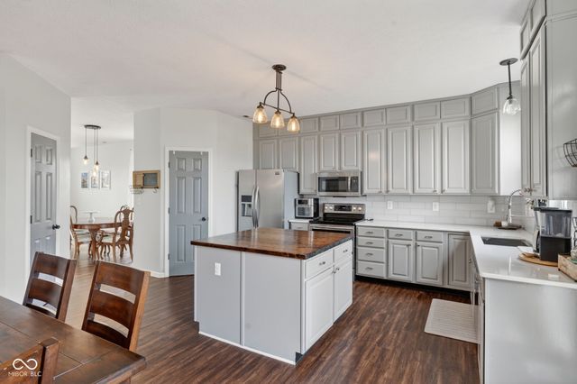 504 Zephyr Way, Westfield, IN 46074