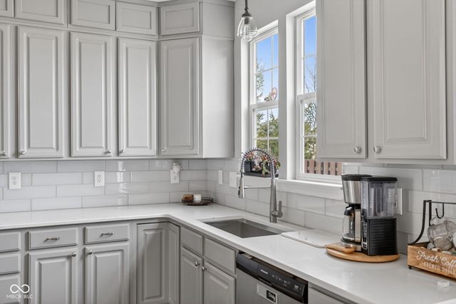 504 Zephyr Way, Westfield, IN 46074