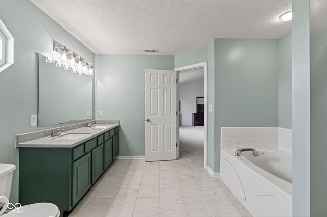 504 Zephyr Way, Westfield, IN 46074