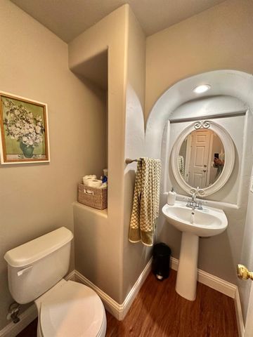 7071 E Dayton Avenue, Fresno, CA 93737