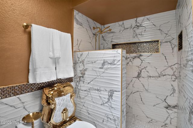 5431 W Calle De La Busca, Tucson, AZ 85745
