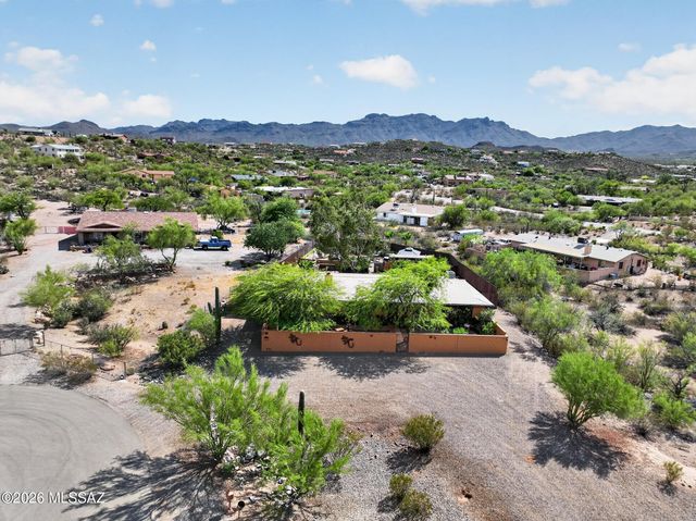 5431 W Calle De La Busca, Tucson, AZ 85745
