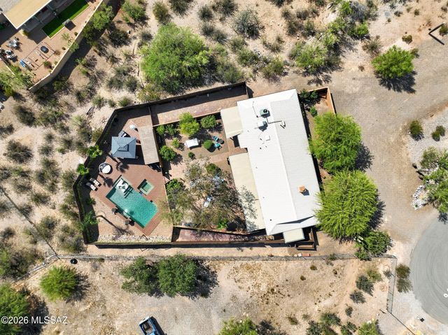 5431 W Calle De La Busca, Tucson, AZ 85745