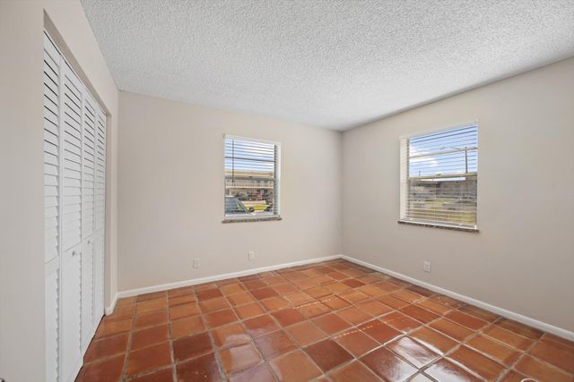 2707 VANDIVER Drive 1, West Palm Beach, FL 33409